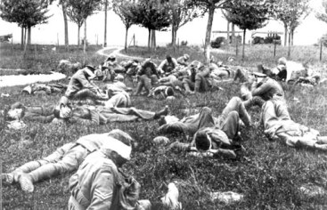 Gassed Australian soldiers awaiting hospitalisation, WWI 1916.