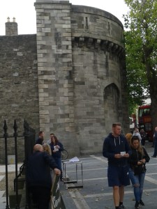 Side of the front of Kilmainham Jail (Photo: D.Breatnach)