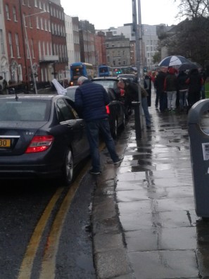 Garda Special Branch harassing convoy arrivals near Garden of Remembrance (photo D.Breatnach)