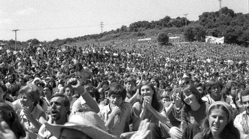 Mass demonstration at Lemoiz against the nuclear reactor (photo source Internet)