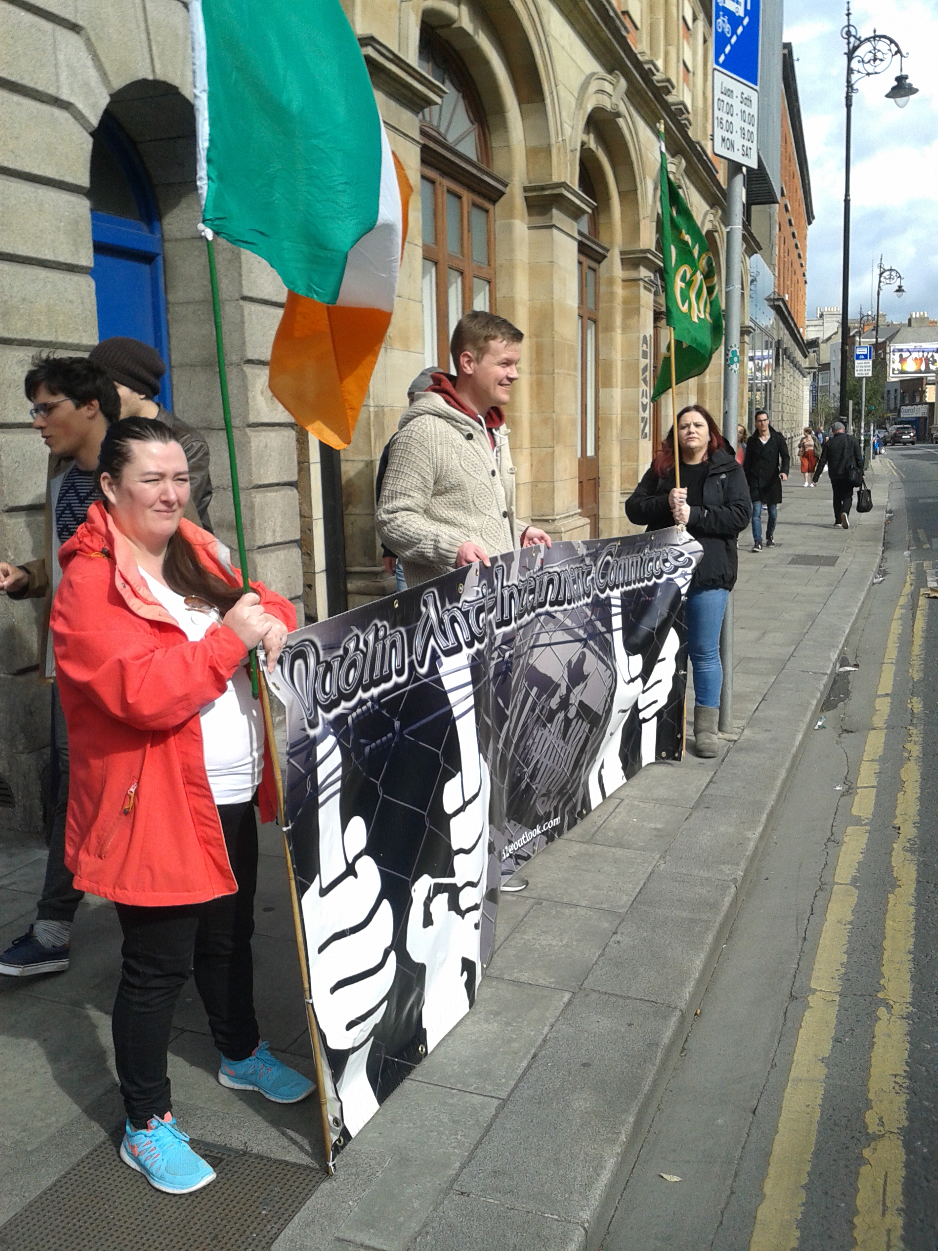 AIGI Banner 3 people